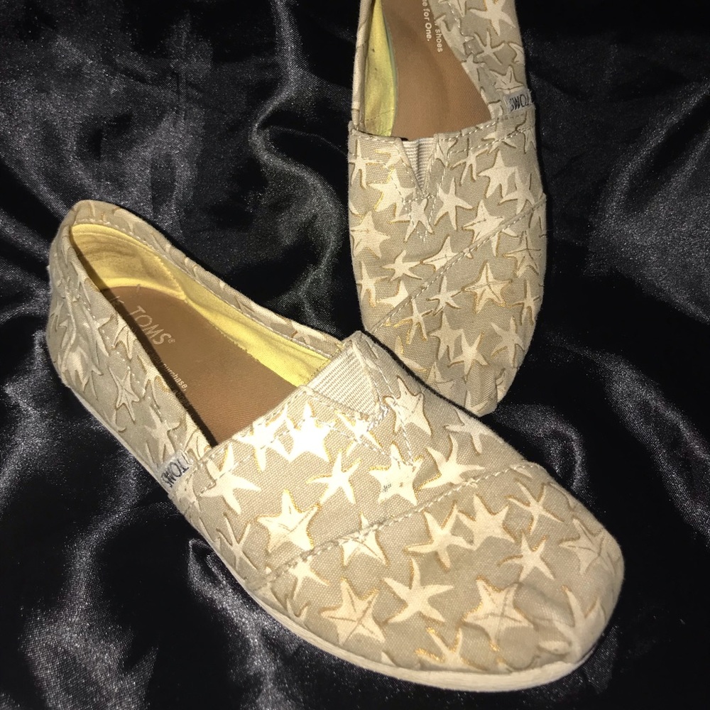 Girls TOMS